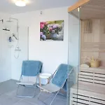 In With Sauna Vakantiehuis Ovifat
